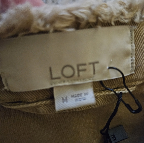 Loft Jacket - Picture 3 of 3